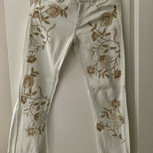 Anthropologie Pilcro women’s straight leg embroidered jeans